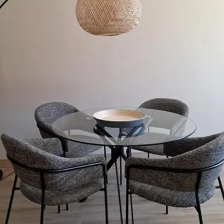 Flats 323 Appartement