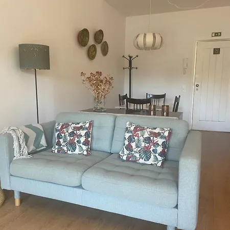 Apartman Flats 323 *